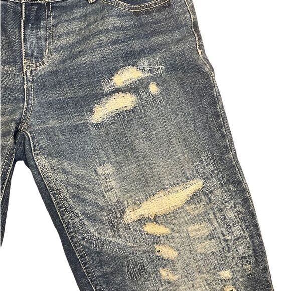 🔴MAURICES Jeans Faded Heavily Distressed Size 9/10 - Picture 4 of 14